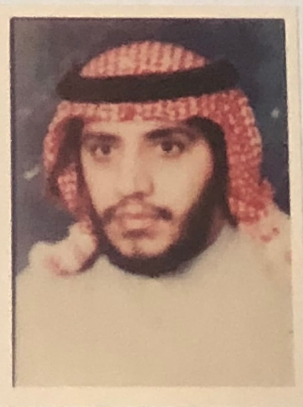صورة شبابية بالشماغ
